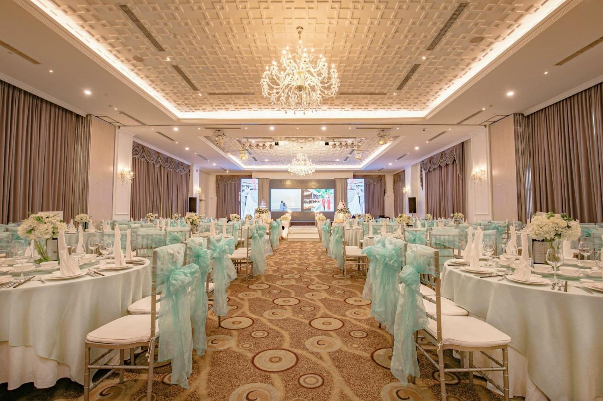Merperle Crystal Palace Thành Pho Ho Chí Minh Esterno foto